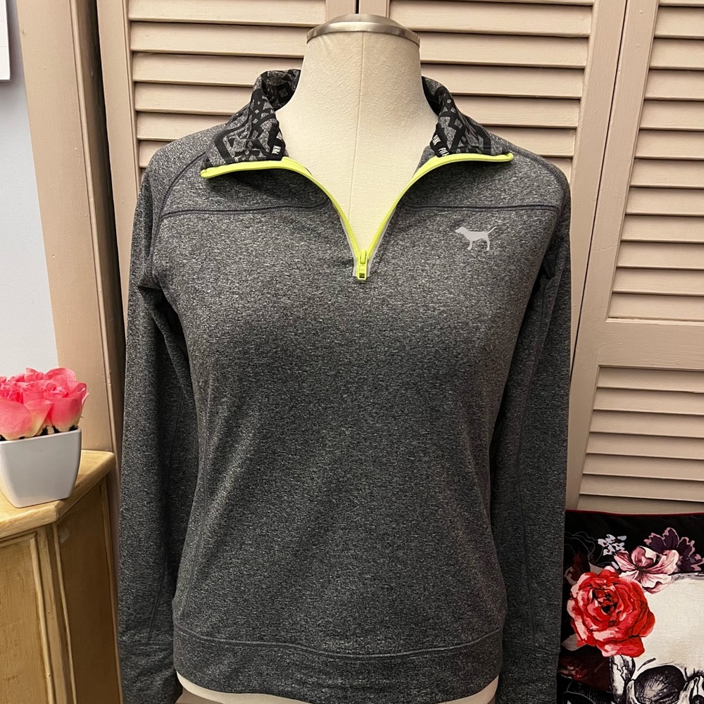 💗VS PINK HALF ZIP💗